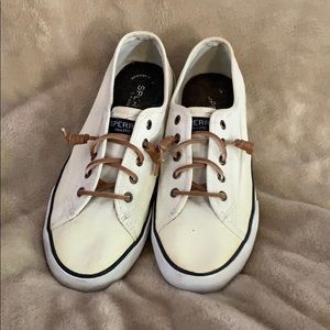 Sperry Sneakers
